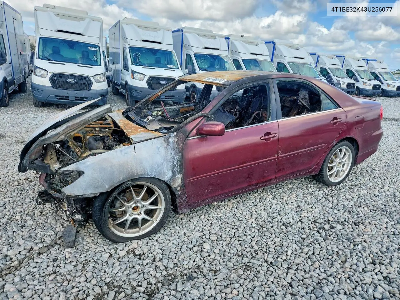 TOYOTA CAMRY 2003, VIN 4T1BE32K43U256077