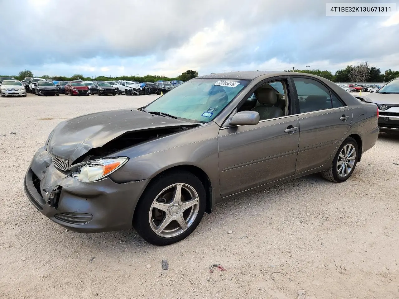 TOYOTA CAMRY 2003, VIN 4T1BE32K13U671311