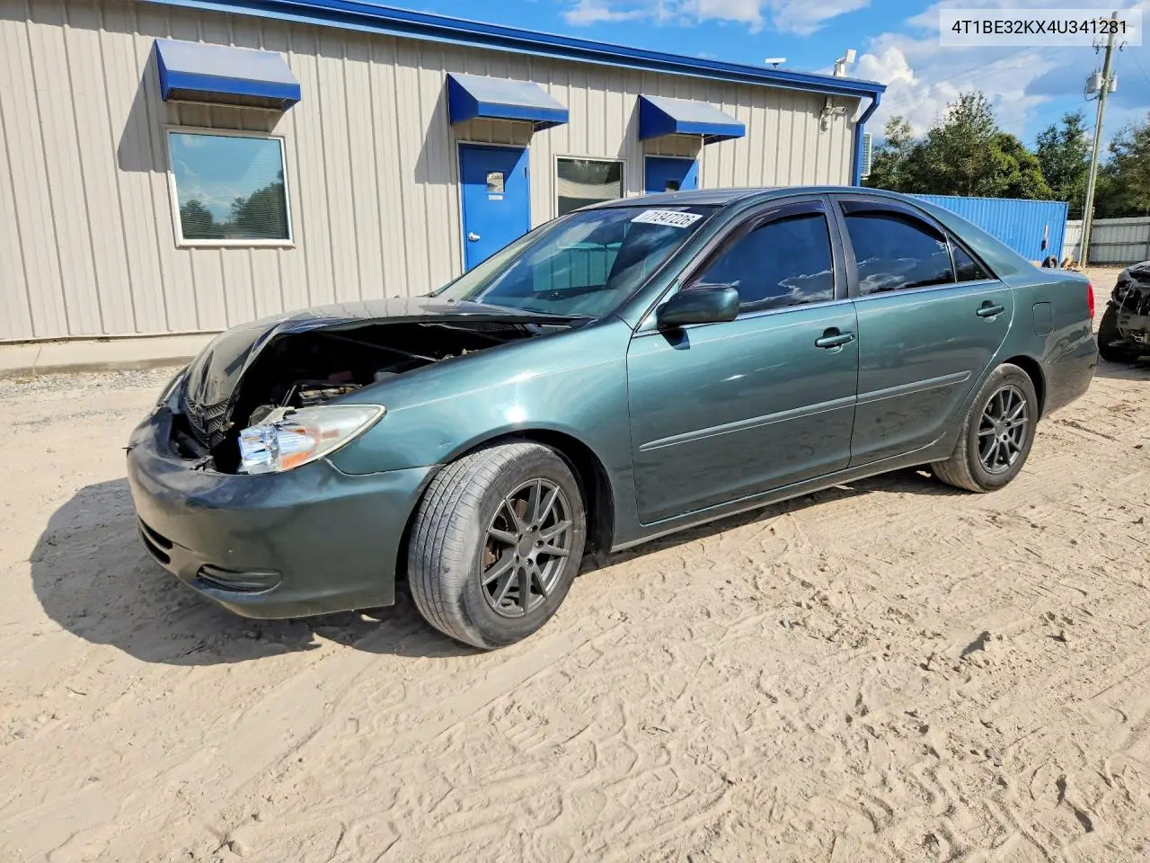 TOYOTA CAMRY 2004, VIN 4T1BE32KX4U341281