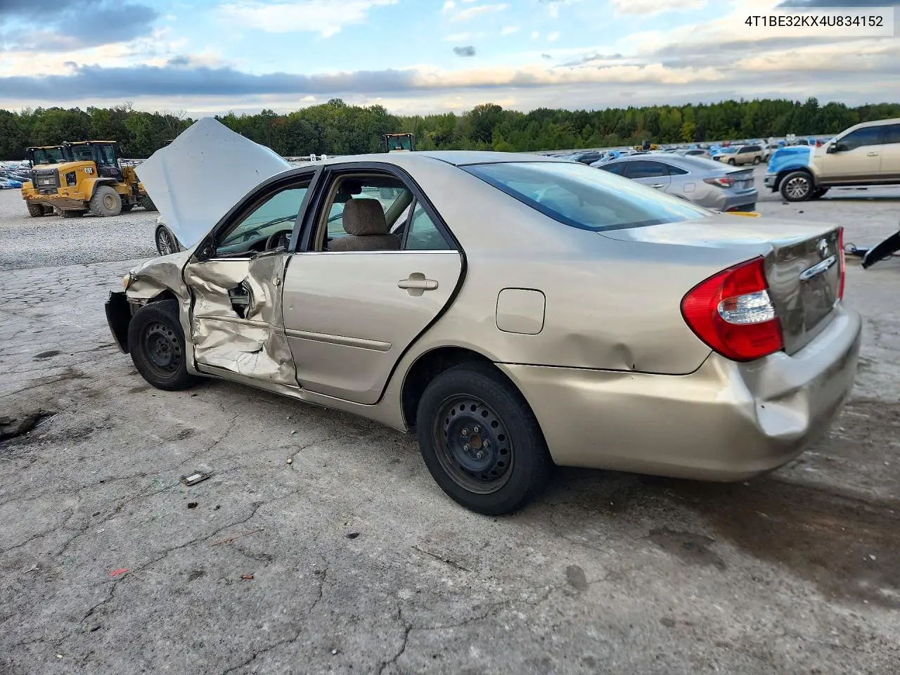 2004 TOYOTA CAMRY VIN 4T1BE32KX4U834152 — фото 2