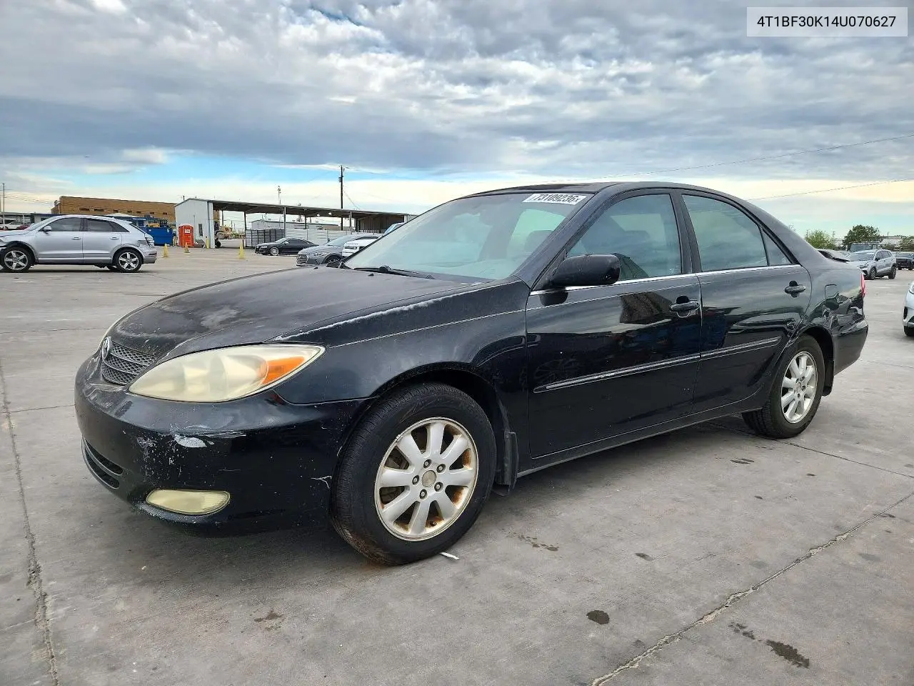 TOYOTA CAMRY 2004, VIN 4T1BF30K14U070627