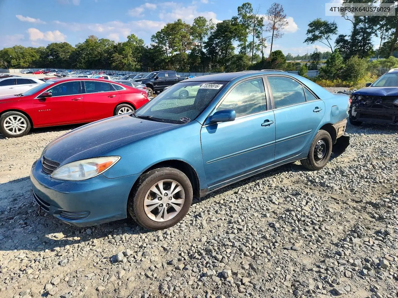 TOYOTA CAMRY 2004, VIN 4T1BF32K64U576029