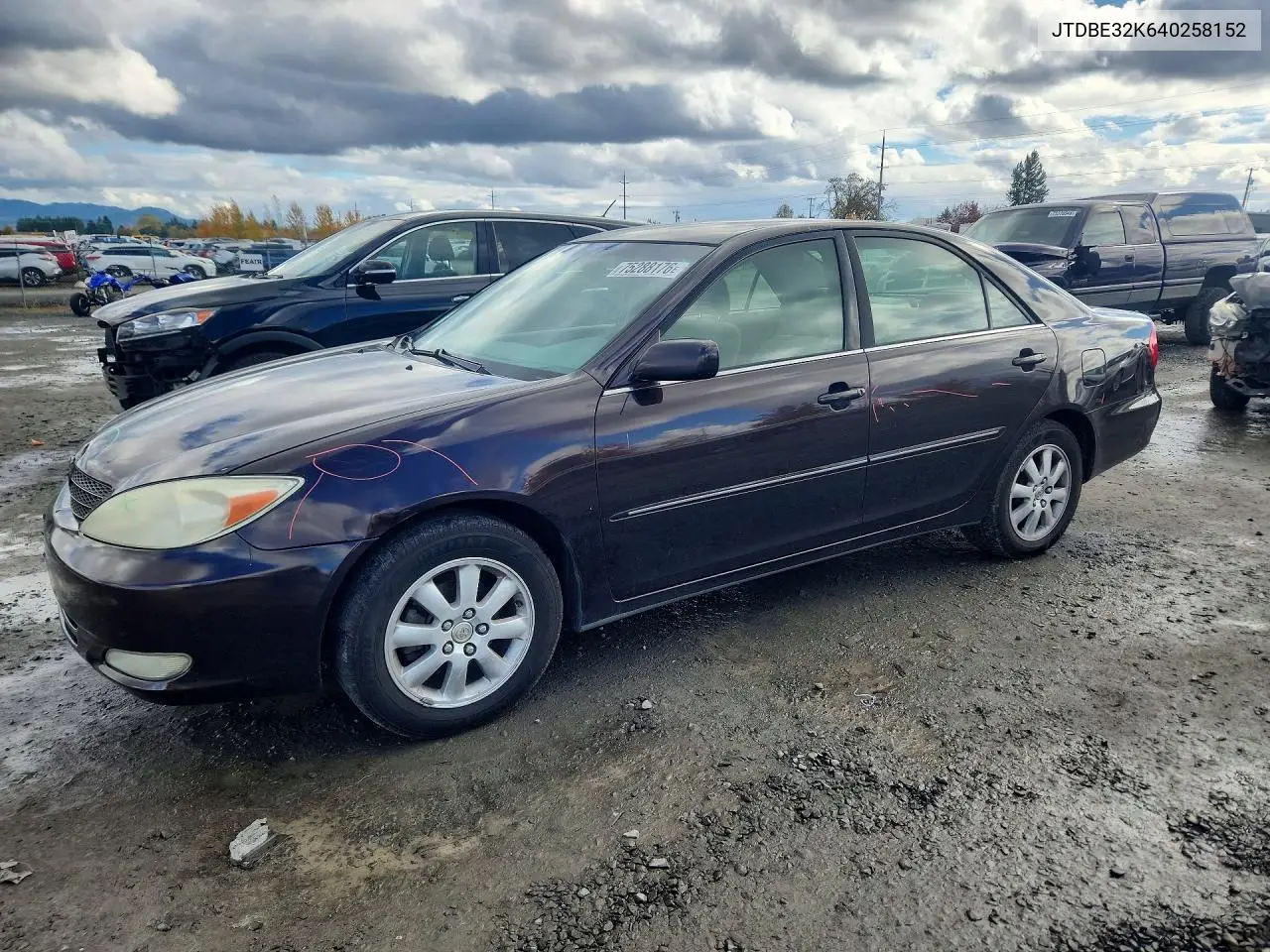 TOYOTA CAMRY 2004, VIN JTDBE32K640258152