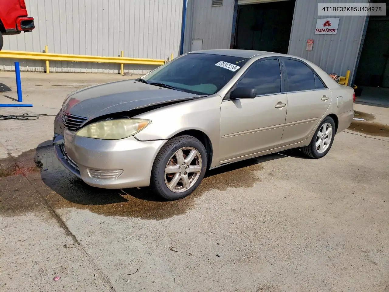 TOYOTA CAMRY 2005, VIN 4T1BE32K85U434978