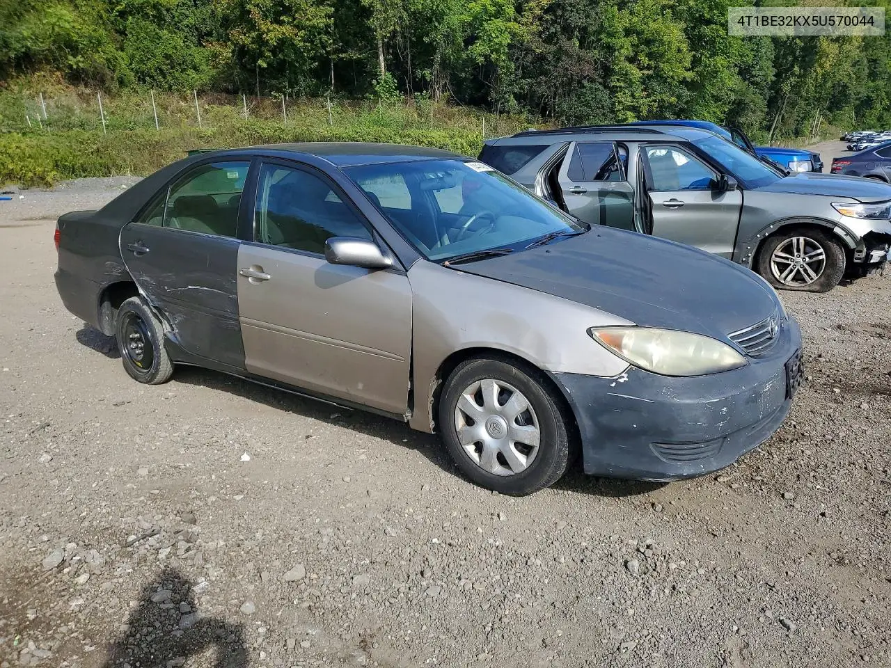 2005 TOYOTA CAMRY VIN 4T1BE32KX5U570044 — фото 4