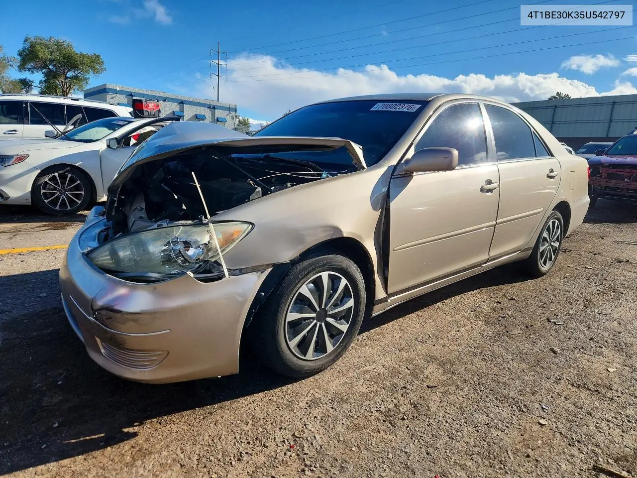 TOYOTA CAMRY 2005, VIN 4T1BE30K35U542797