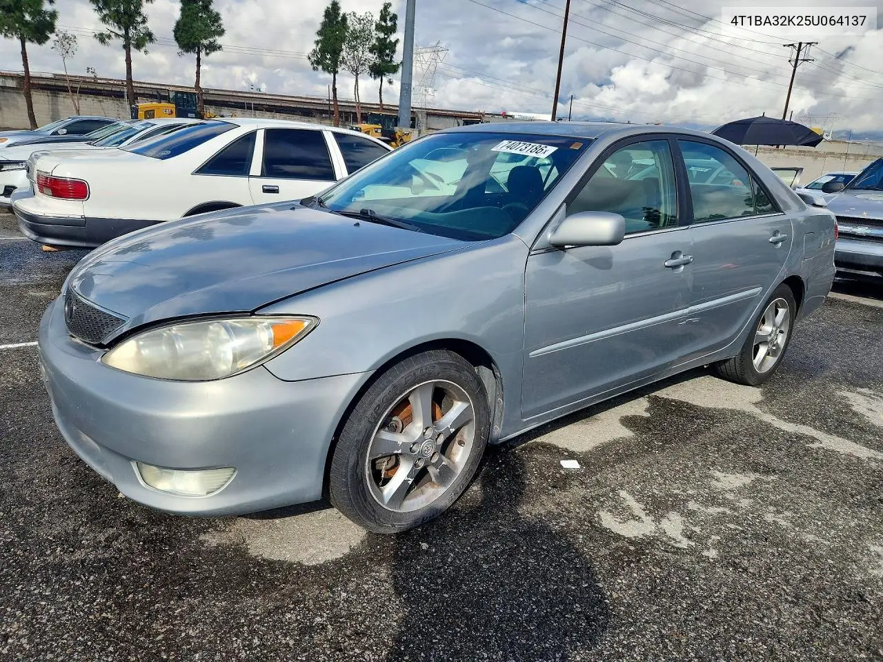 TOYOTA CAMRY 2005, VIN 4T1BA32K25U064137