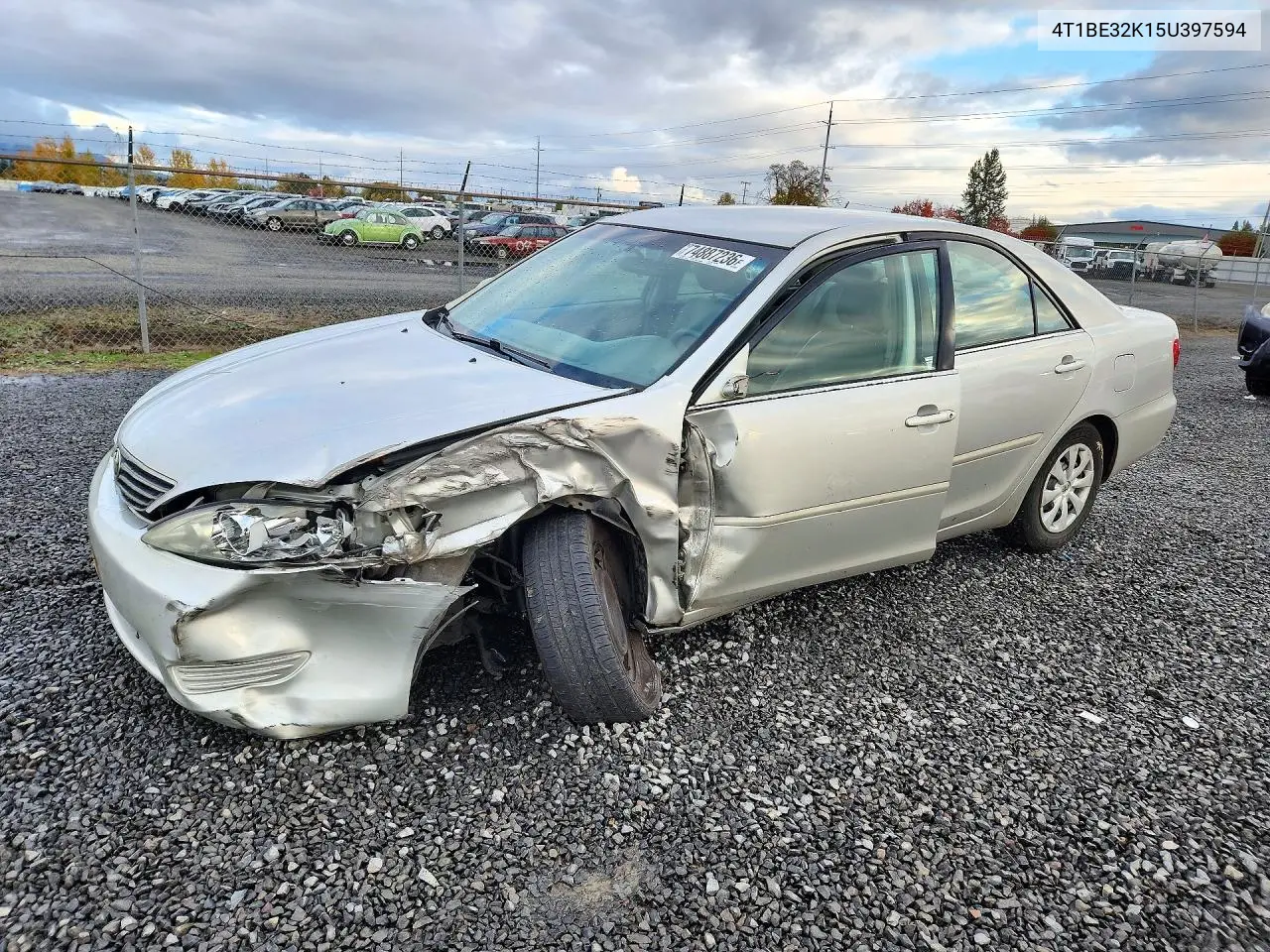 TOYOTA CAMRY 2005, VIN 4T1BE32K15U397594