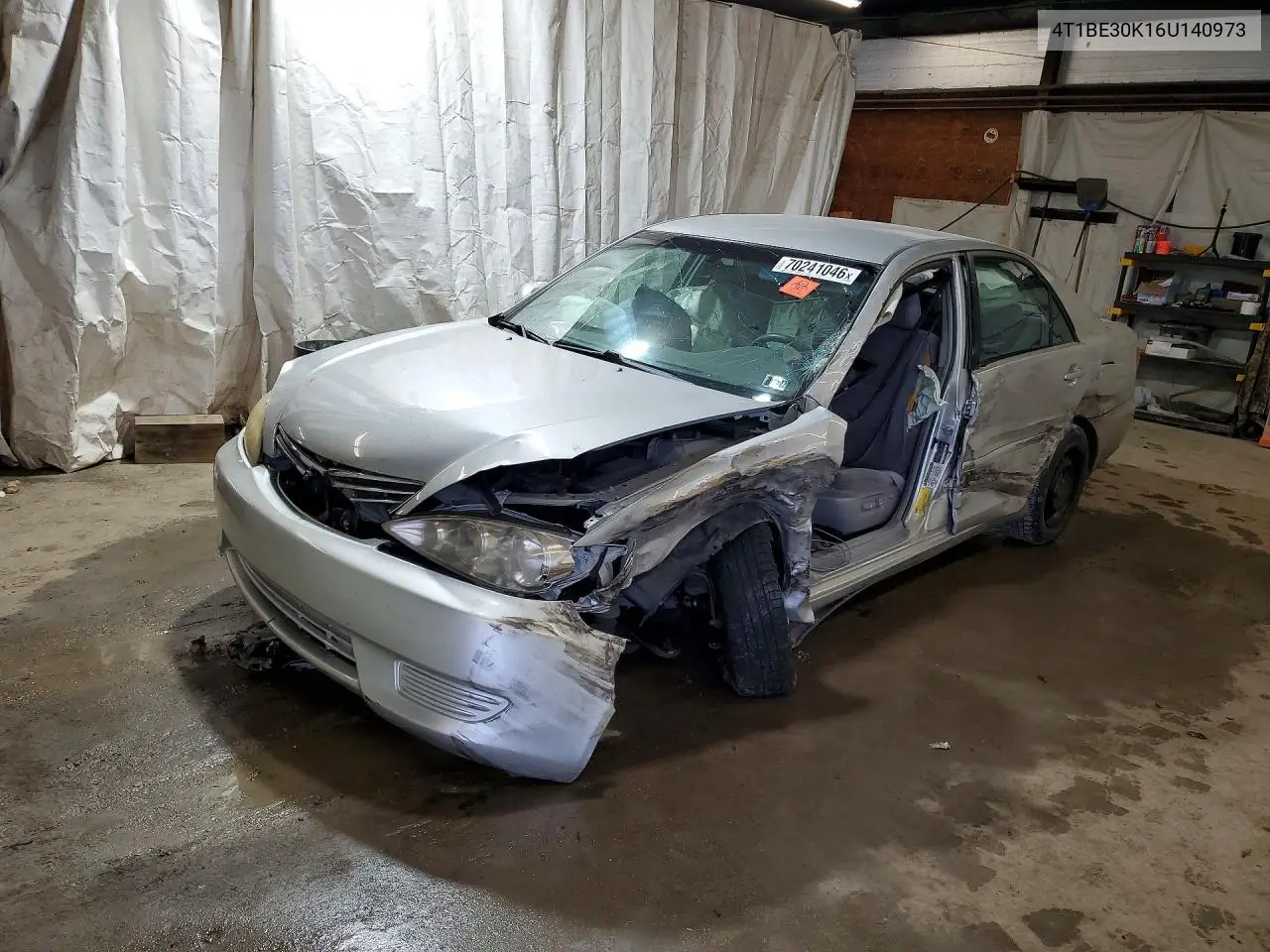 TOYOTA CAMRY 2006, VIN 4T1BE30K16U140973