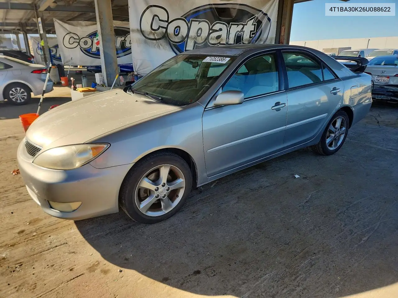TOYOTA CAMRY 2006, VIN 4T1BA30K26U088622
