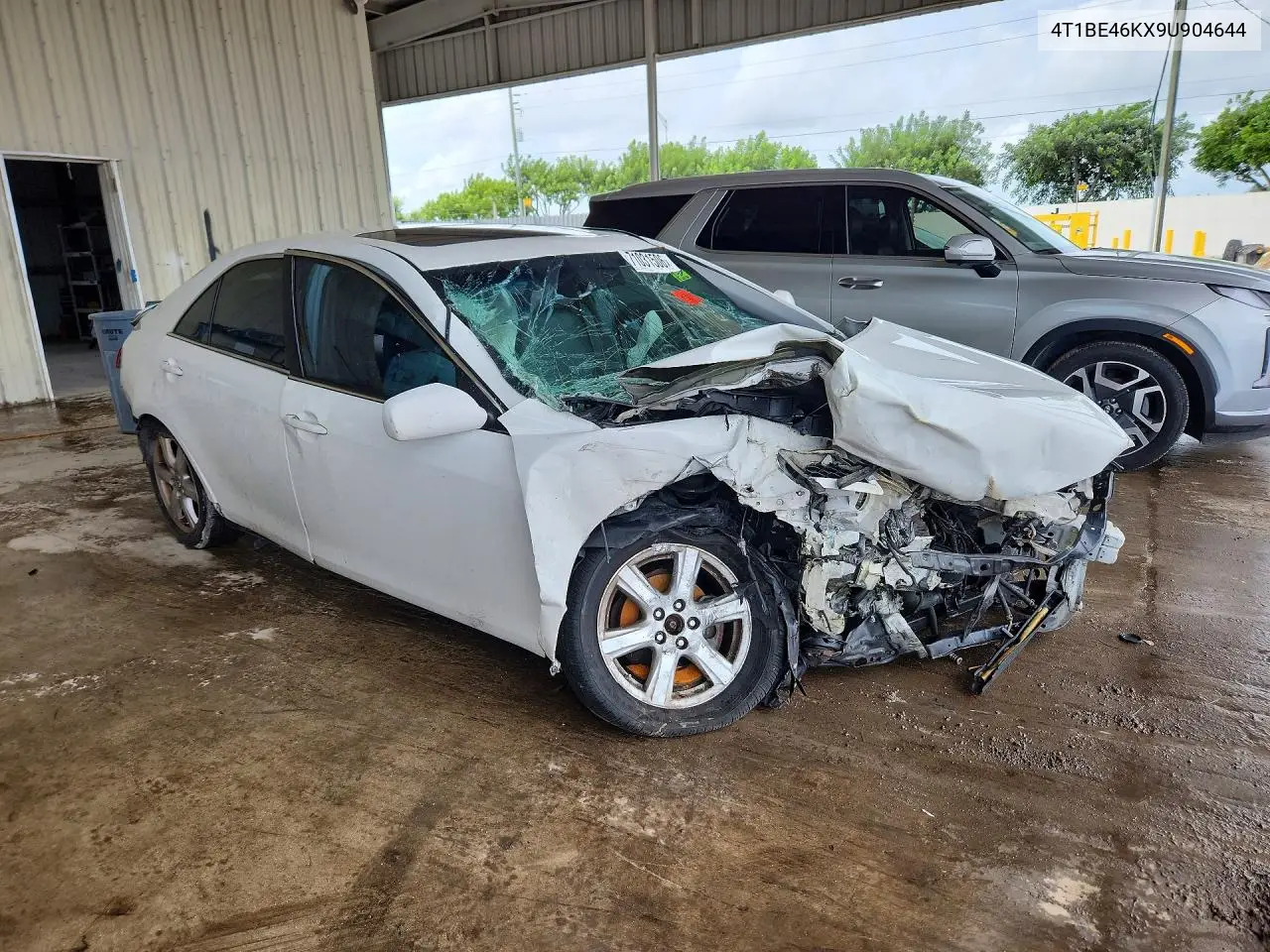 2009 TOYOTA CAMRY VIN 4T1BE46KX9U904644 — фото 4