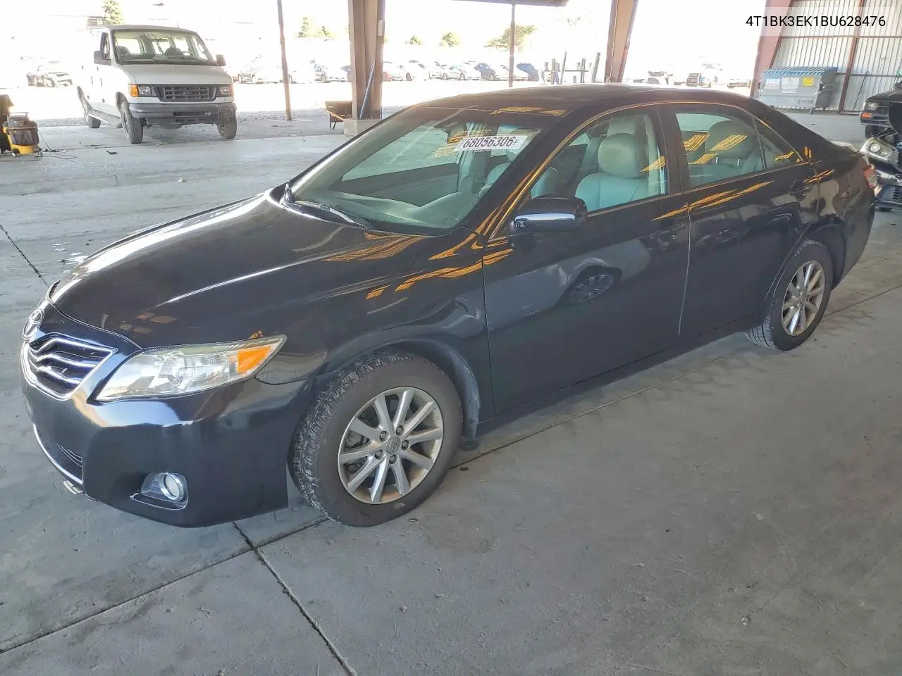 TOYOTA CAMRY 2011, VIN 4T1BK3EK1BU628476