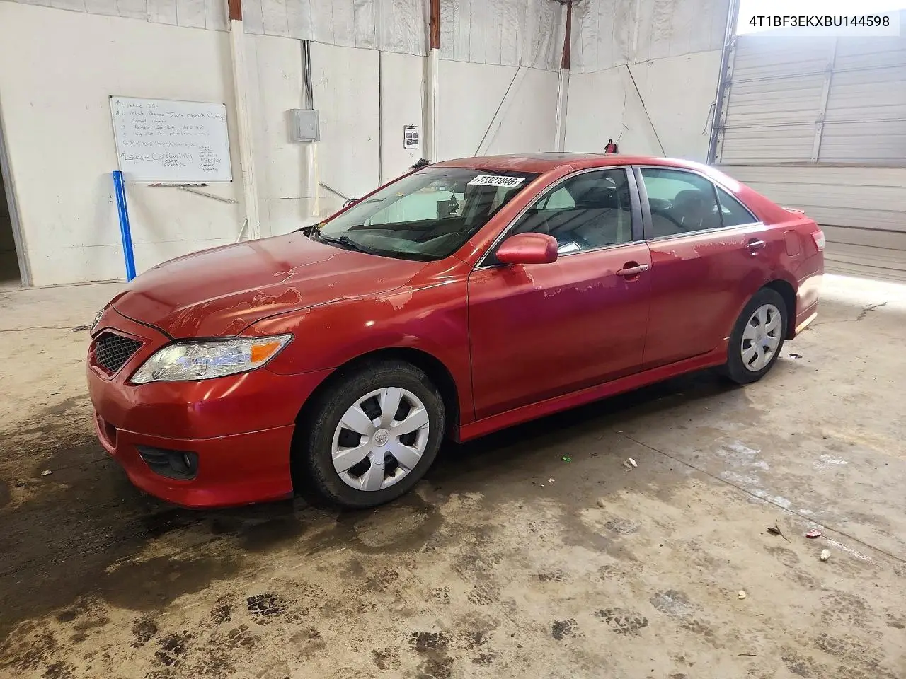 TOYOTA CAMRY 2011, VIN 4T1BF3EKXBU144598
