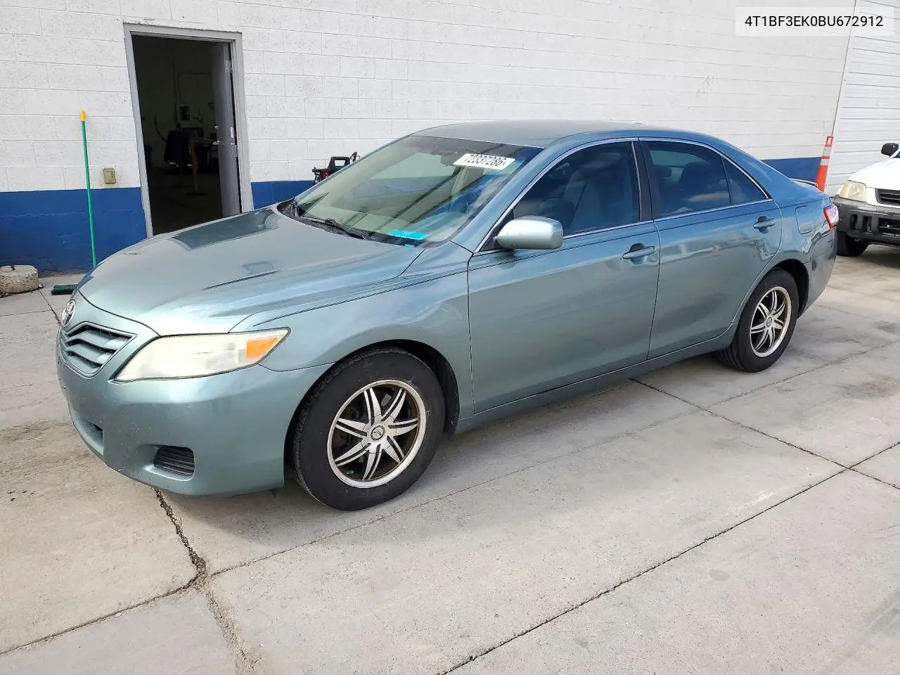 TOYOTA CAMRY 2011, VIN 4T1BF3EK0BU672912