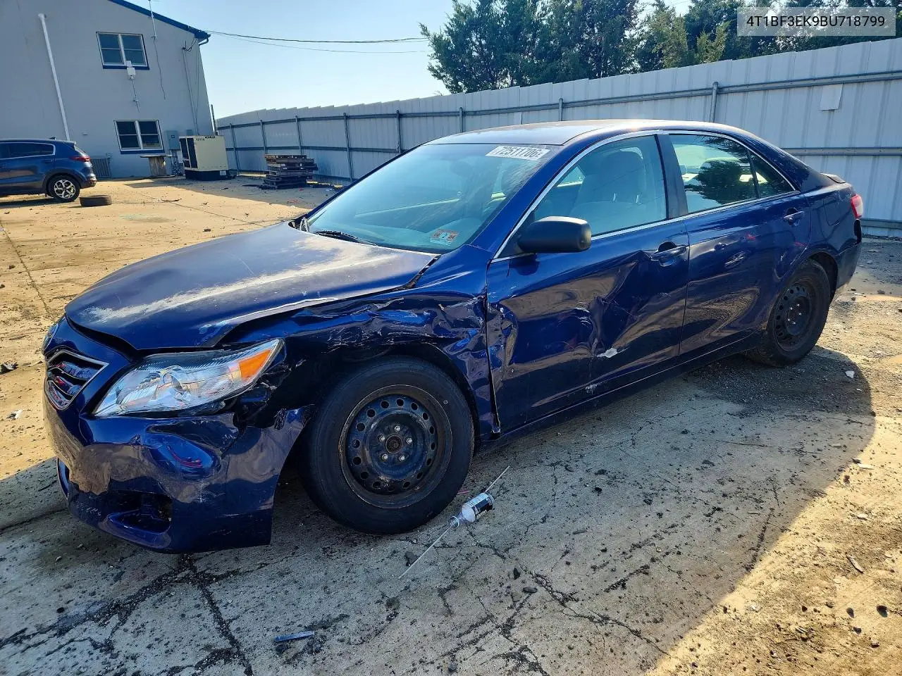 TOYOTA CAMRY 2011, VIN 4T1BF3EK9BU718799