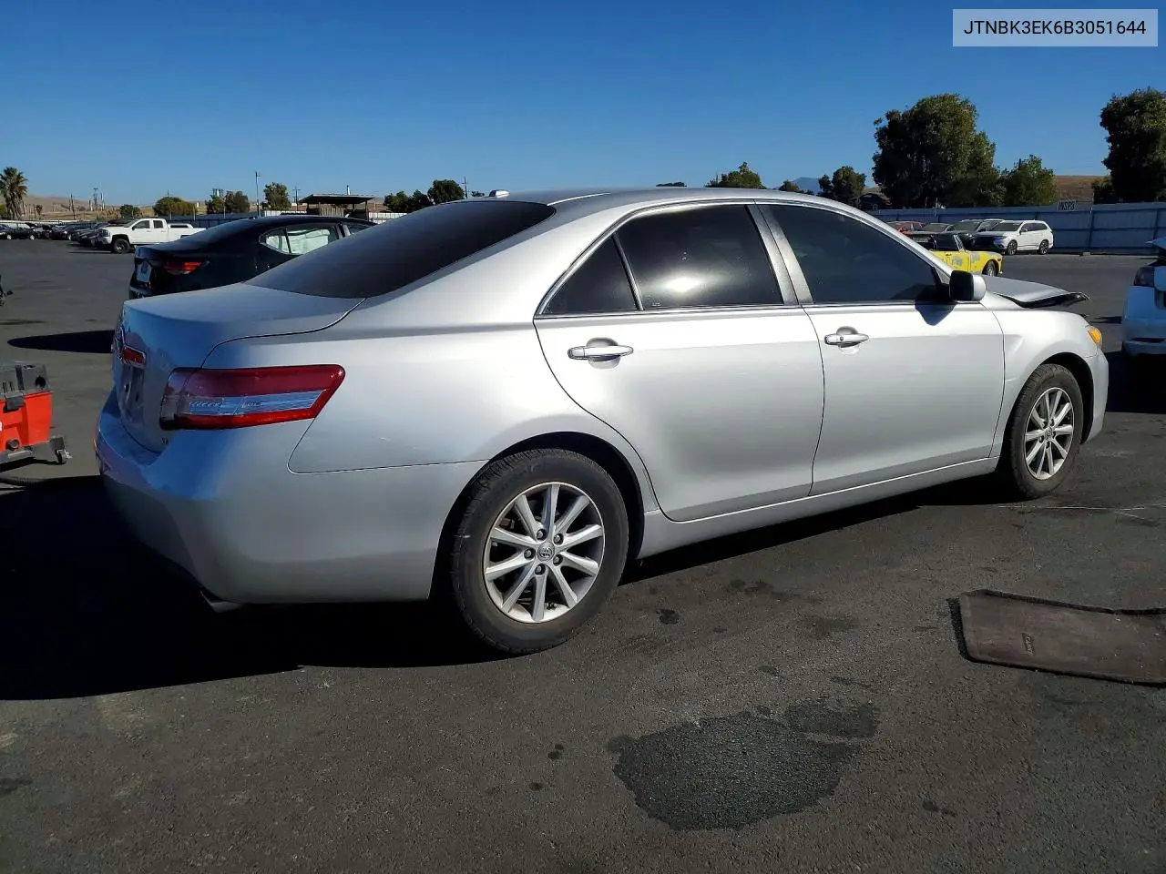 2011 TOYOTA CAMRY VIN JTNBK3EK6B3051644 — фото 3