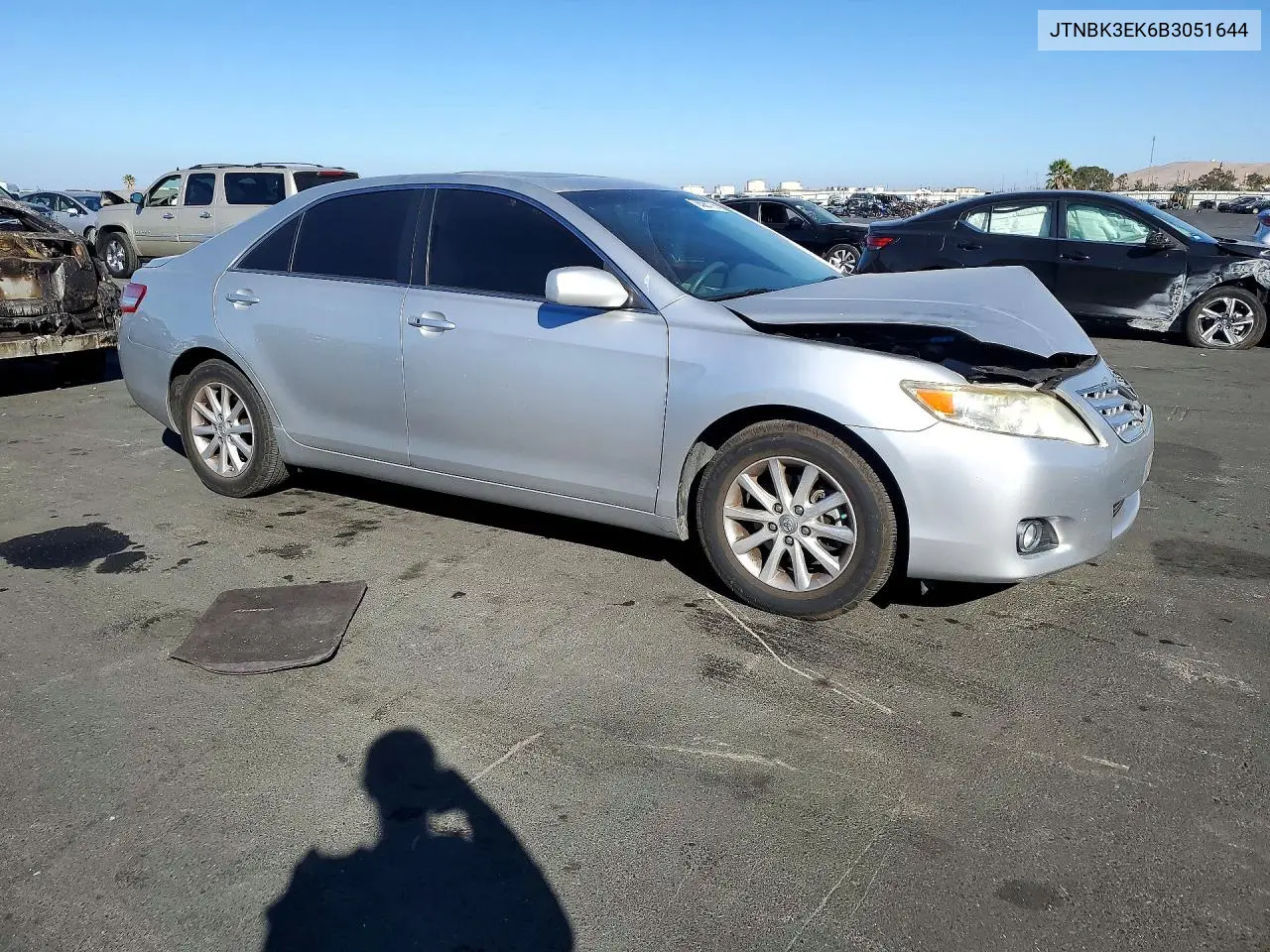2011 TOYOTA CAMRY VIN JTNBK3EK6B3051644 — фото 4