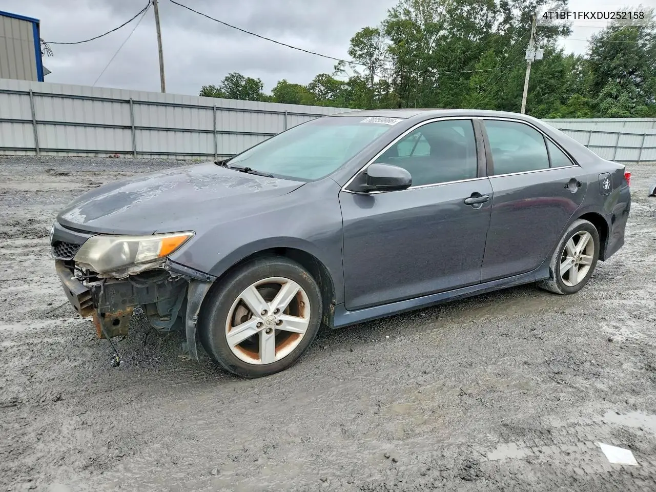 TOYOTA CAMRY 2013, VIN 4T1BF1FKXDU252158