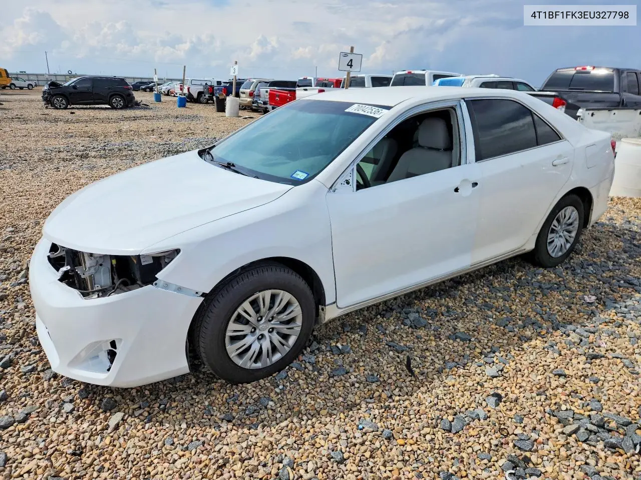 TOYOTA CAMRY 2014, VIN 4T1BF1FK3EU327798