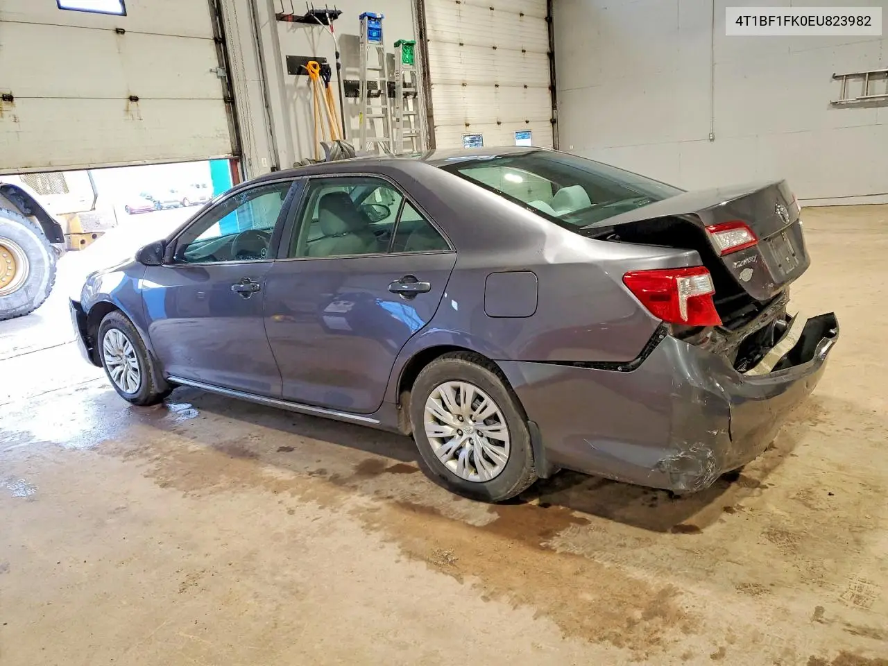 2014 TOYOTA CAMRY VIN 4T1BF1FK0EU823982 — фото 2