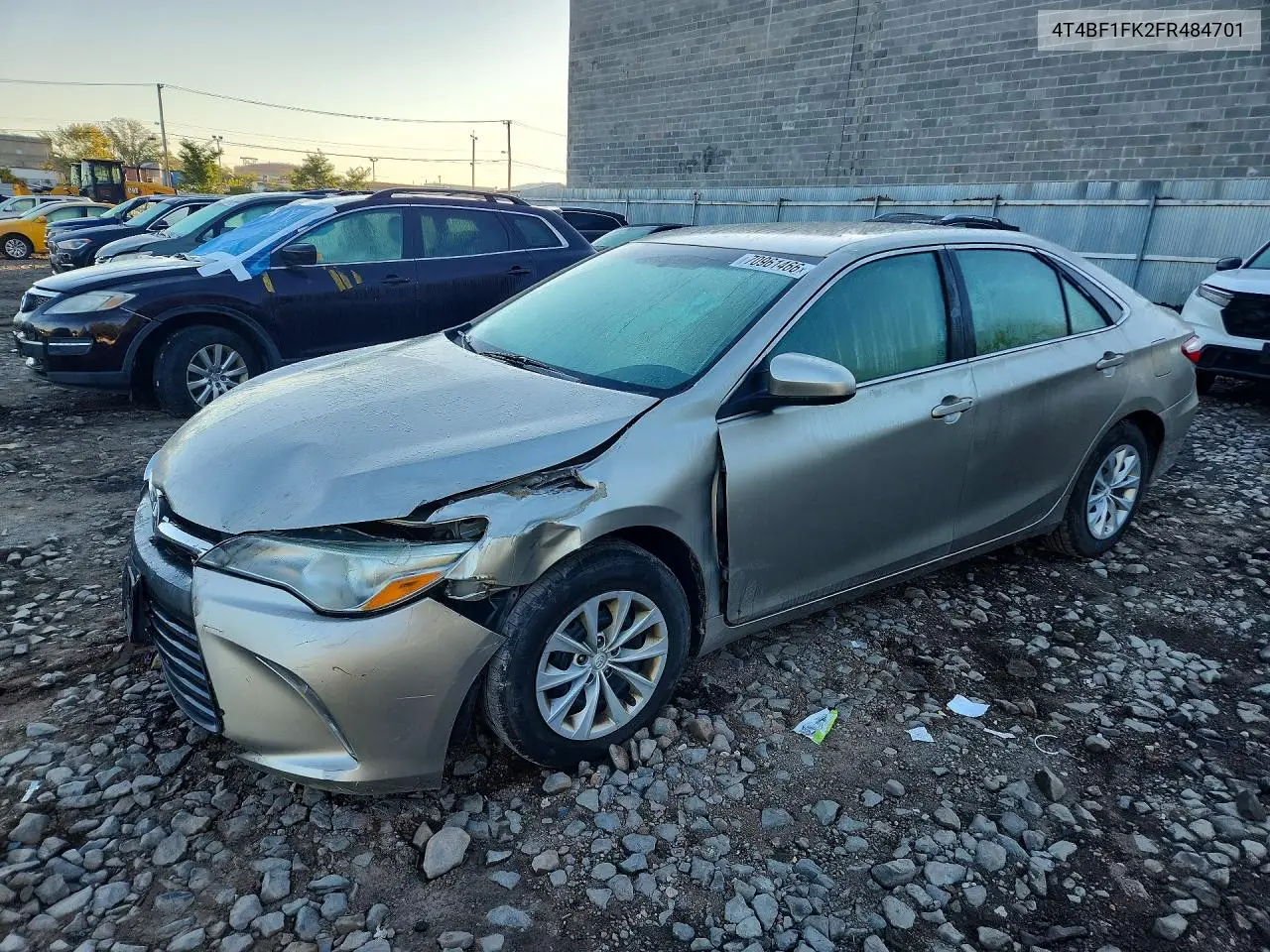 TOYOTA CAMRY 2015, VIN 4T4BF1FK2FR484701