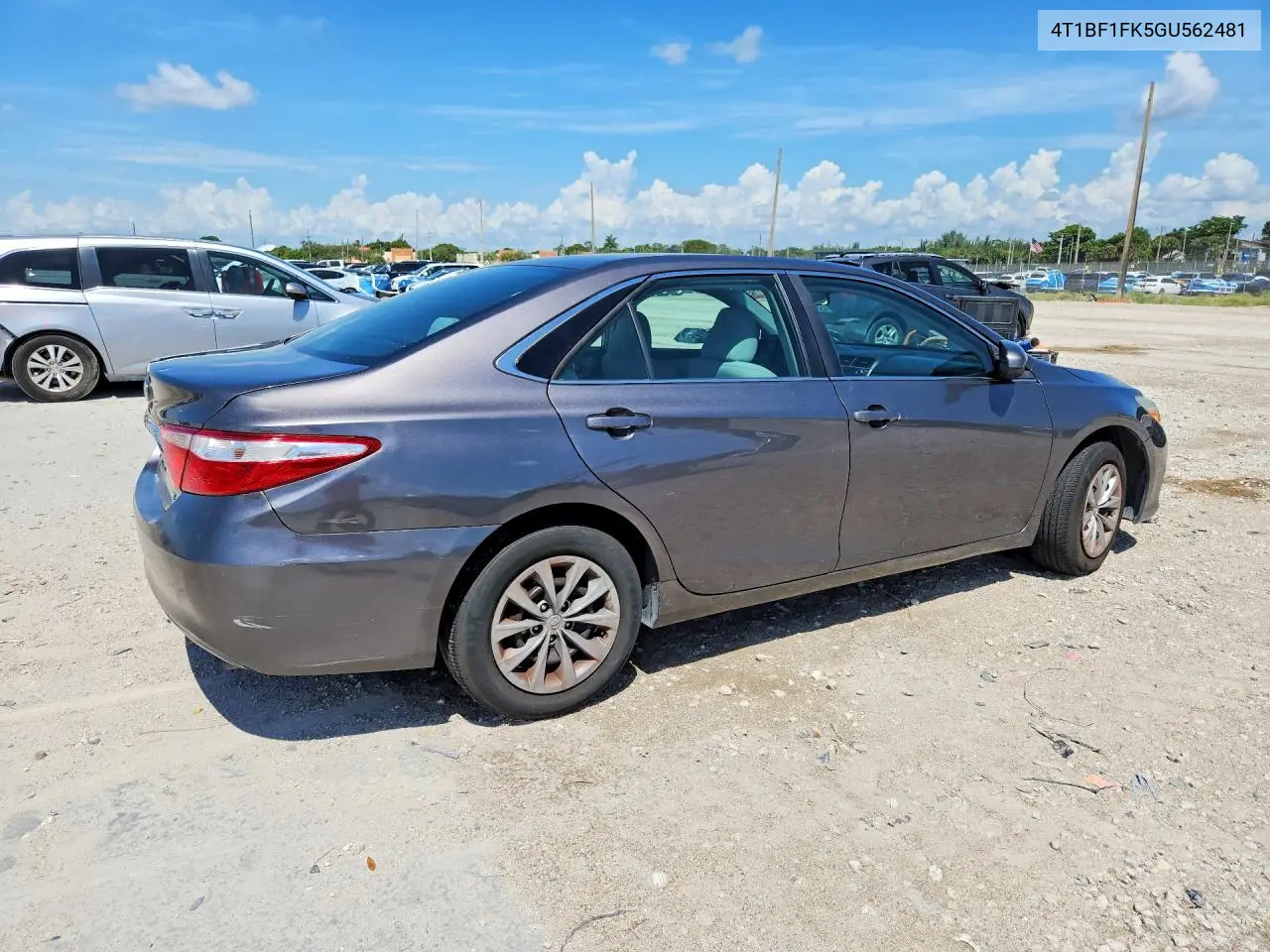 2016 TOYOTA CAMRY VIN 4T1BF1FK5GU562481 — фото 3