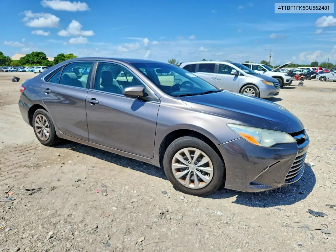 2016 TOYOTA CAMRY VIN 4T1BF1FK5GU562481 — фото 4