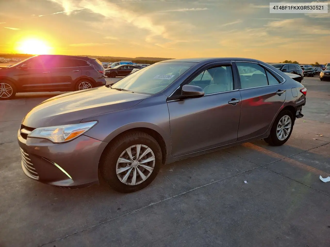 TOYOTA CAMRY 2016, VIN 4T4BF1FKXGR530521