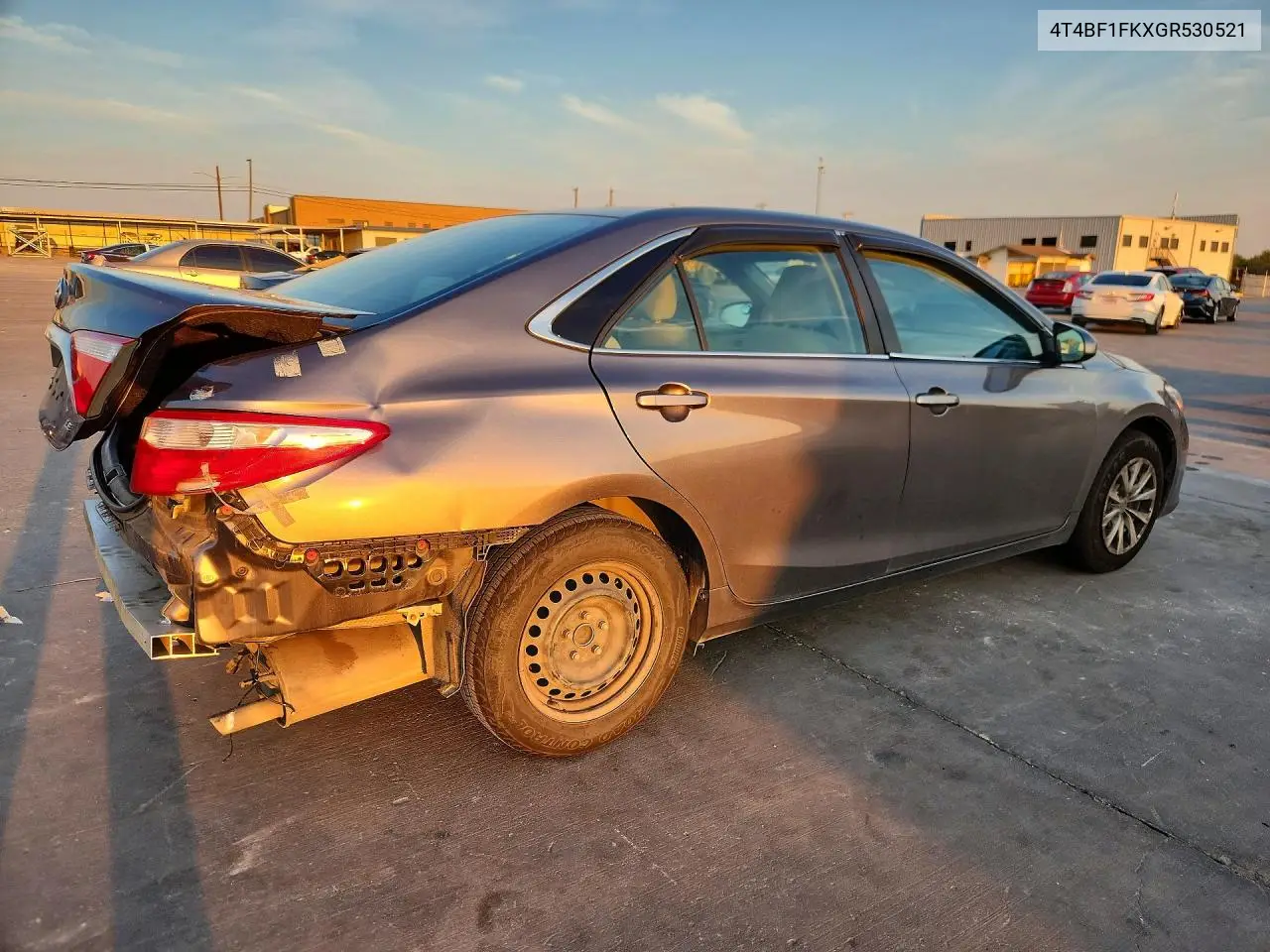 TOYOTA CAMRY 2016, VIN 4T4BF1FKXGR530521