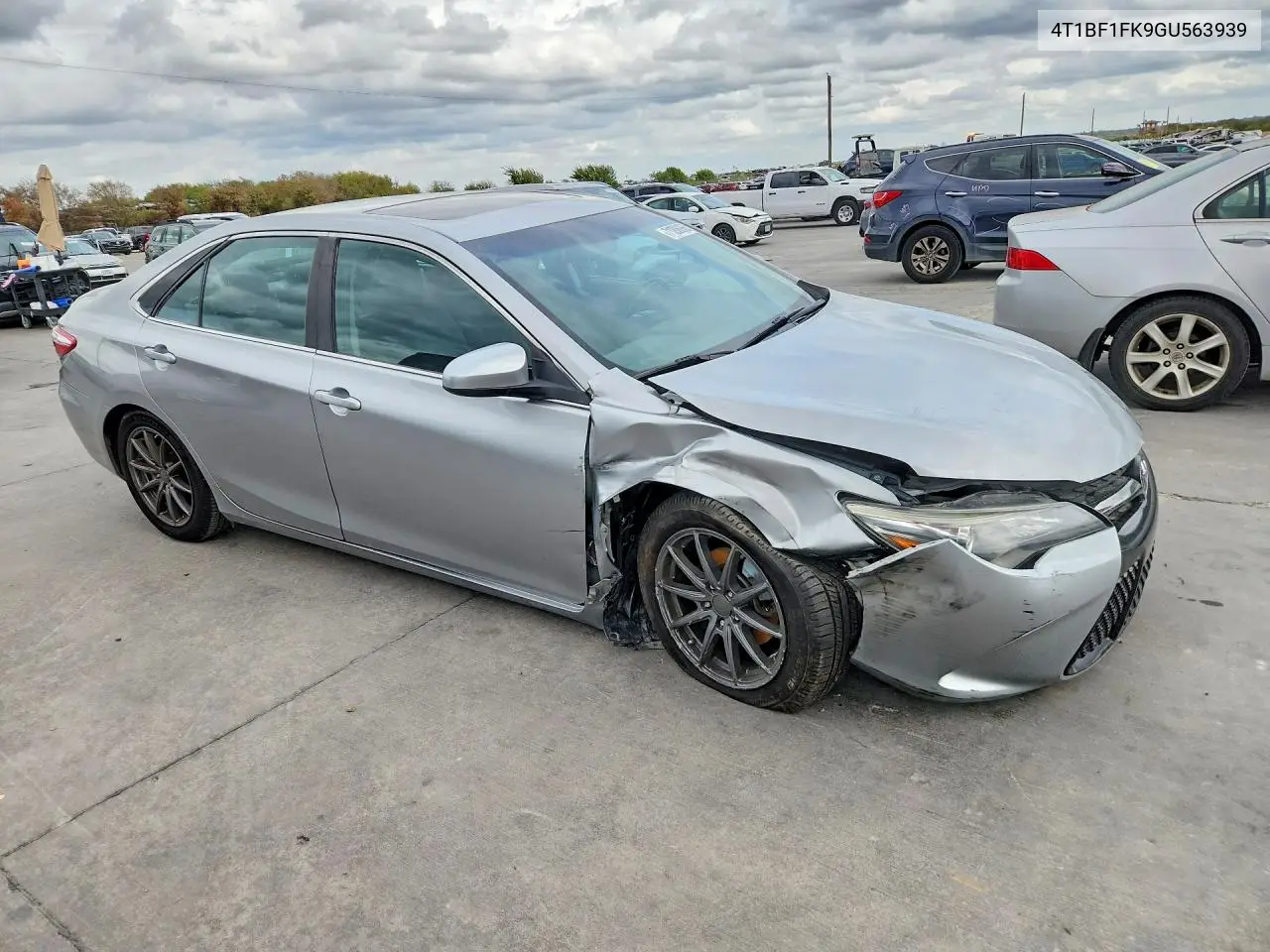 2016 TOYOTA CAMRY VIN 4T1BF1FK9GU563939 — фото 4
