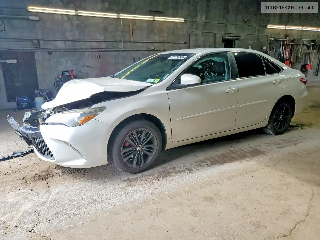 TOYOTA CAMRY 2017, VIN 4T1BF1FKXHU391566