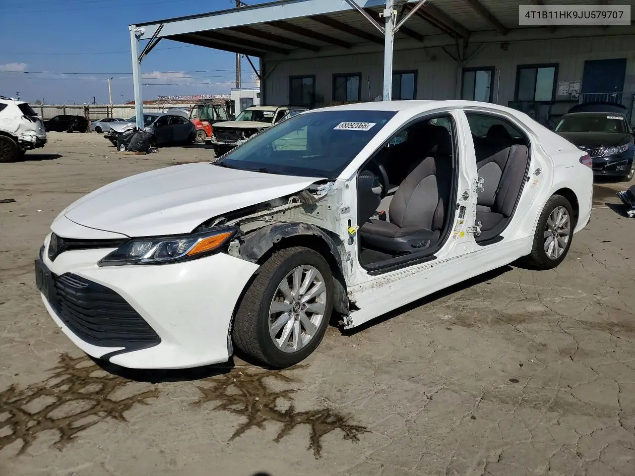 TOYOTA CAMRY 2018, VIN 4T1B11HK9JU579707