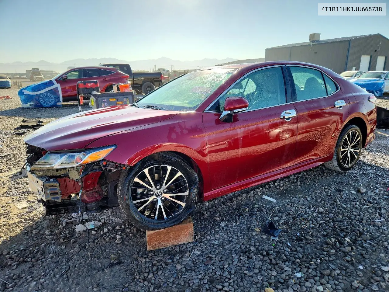 TOYOTA CAMRY 2018, VIN 4T1B11HK1JU665738