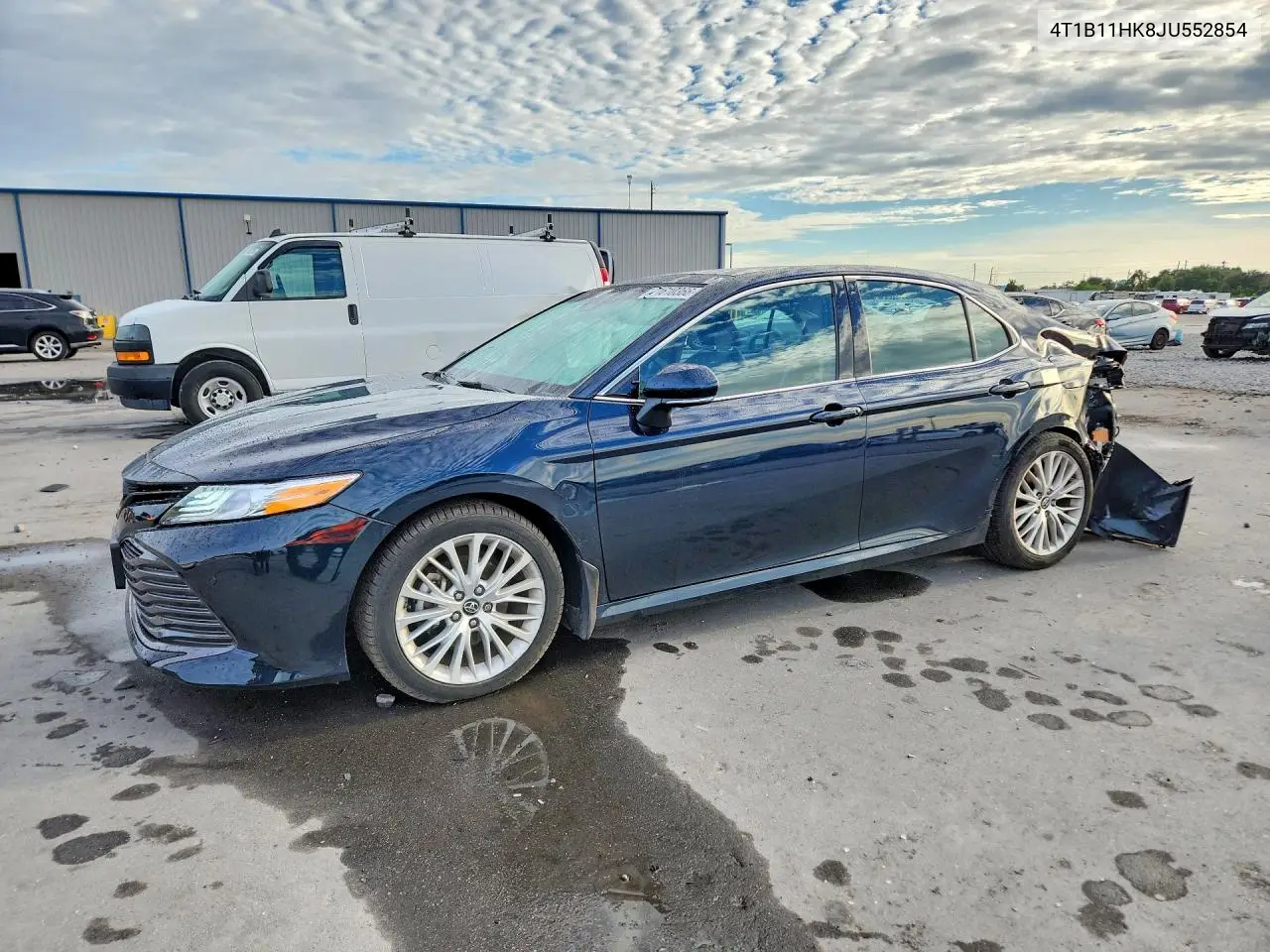 TOYOTA CAMRY 2018, VIN 4T1B11HK8JU552854