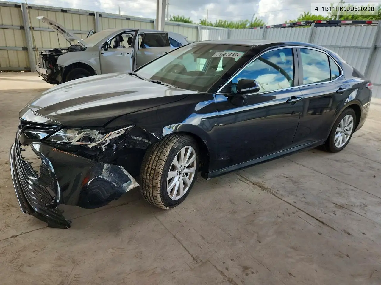 TOYOTA CAMRY 2018, VIN 4T1B11HK9JU520298