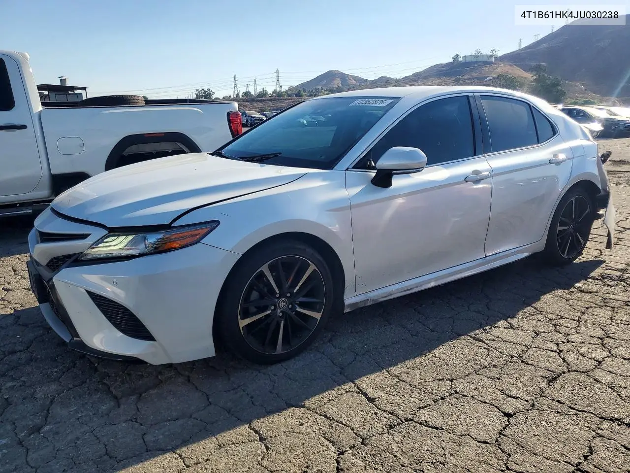 TOYOTA CAMRY 2018, VIN 4T1B61HK4JU030238
