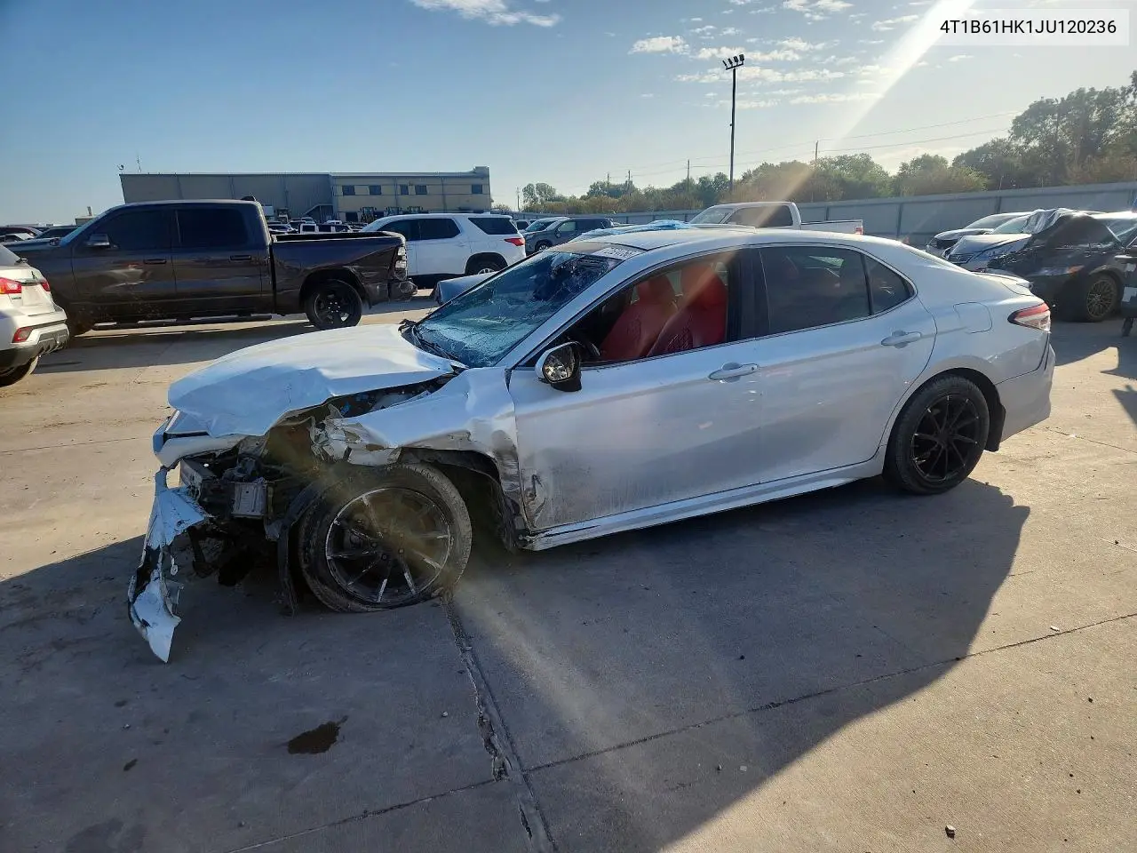 TOYOTA CAMRY 2018, VIN 4T1B61HK1JU120236