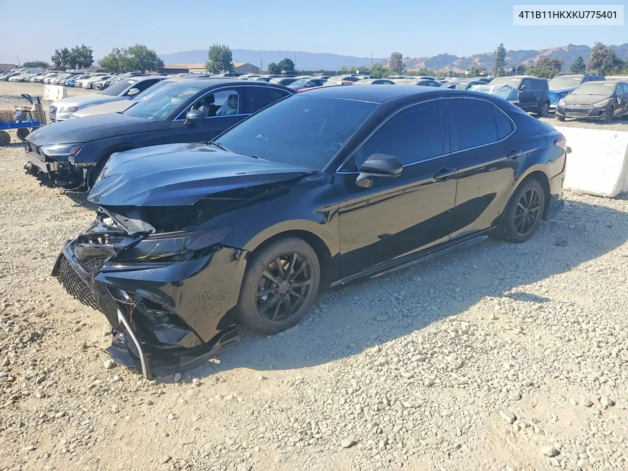 TOYOTA CAMRY 2019, VIN 4T1B11HKXKU775401