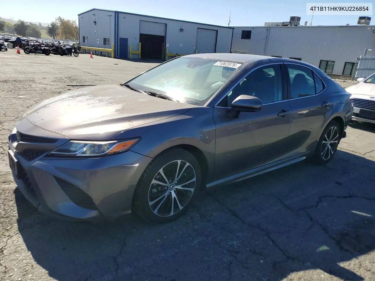 TOYOTA CAMRY 2019, VIN 4T1B11HK9KU226854