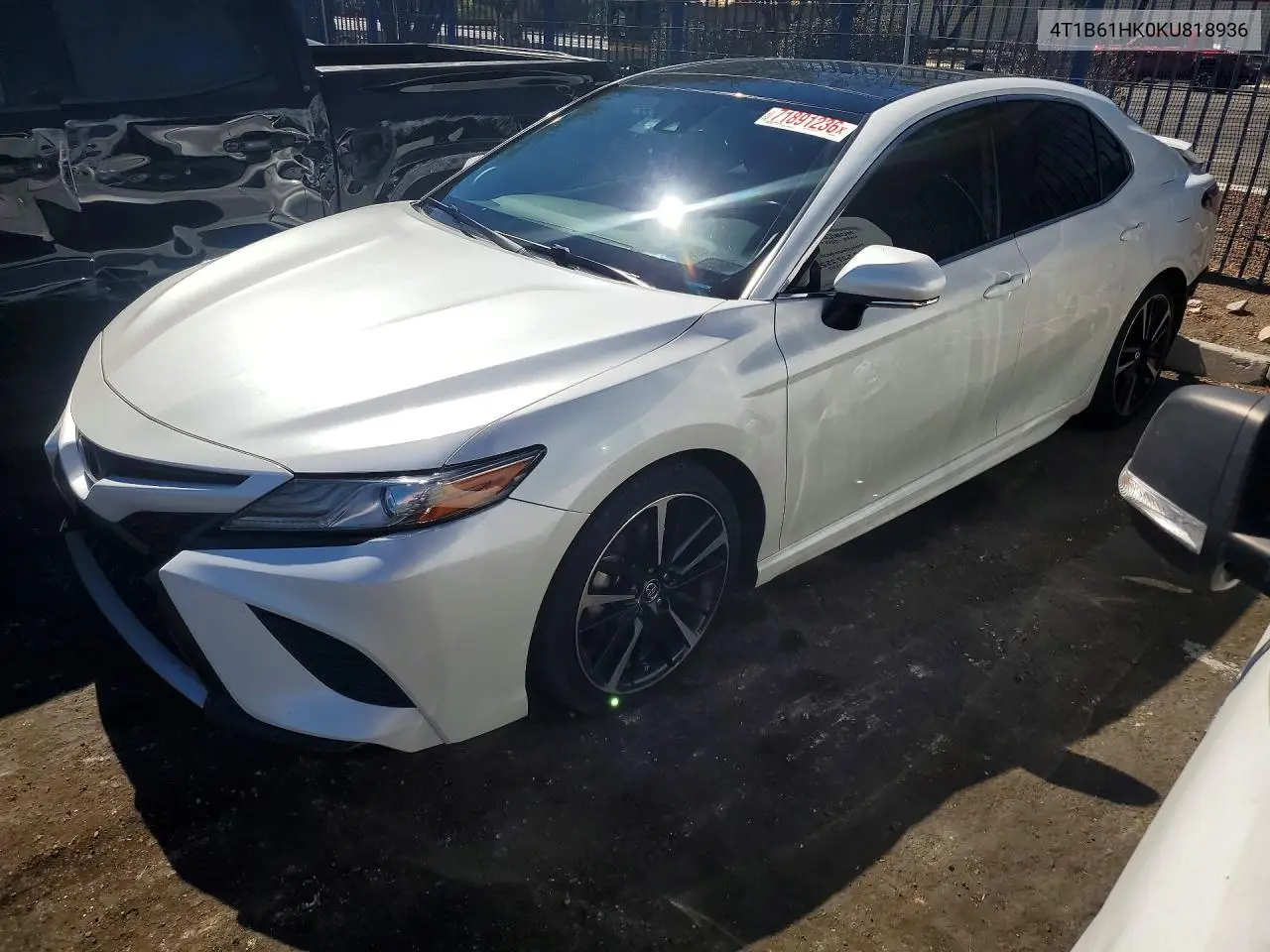 TOYOTA CAMRY 2019, VIN 4T1B61HK0KU818936