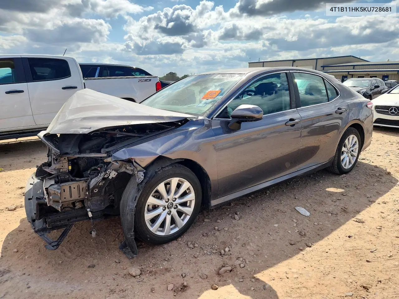 TOYOTA CAMRY 2019, VIN 4T1B11HK5KU728681
