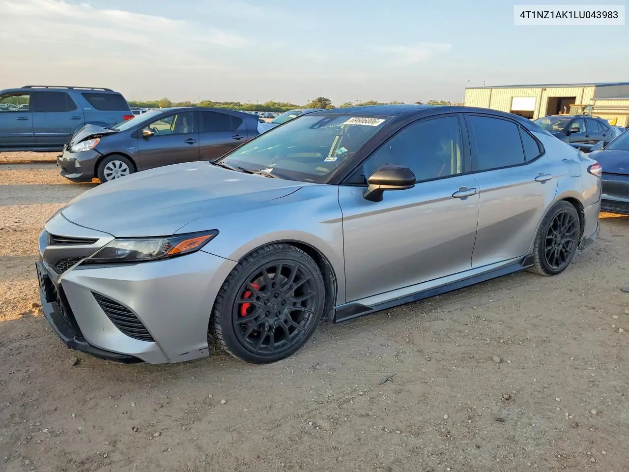 TOYOTA CAMRY 2020, VIN 4T1NZ1AK1LU043983