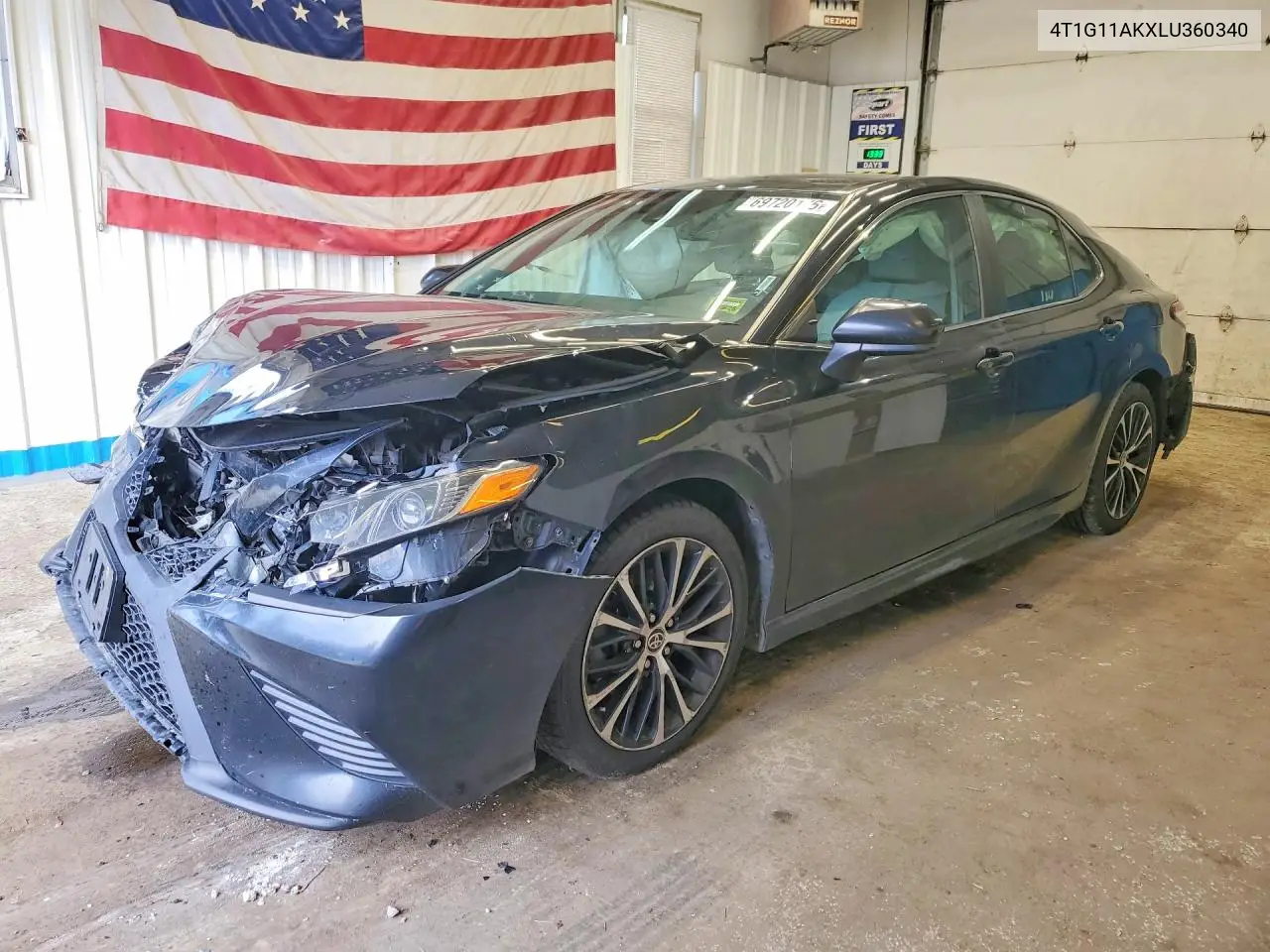 TOYOTA CAMRY 2020, VIN 4T1G11AKXLU360340