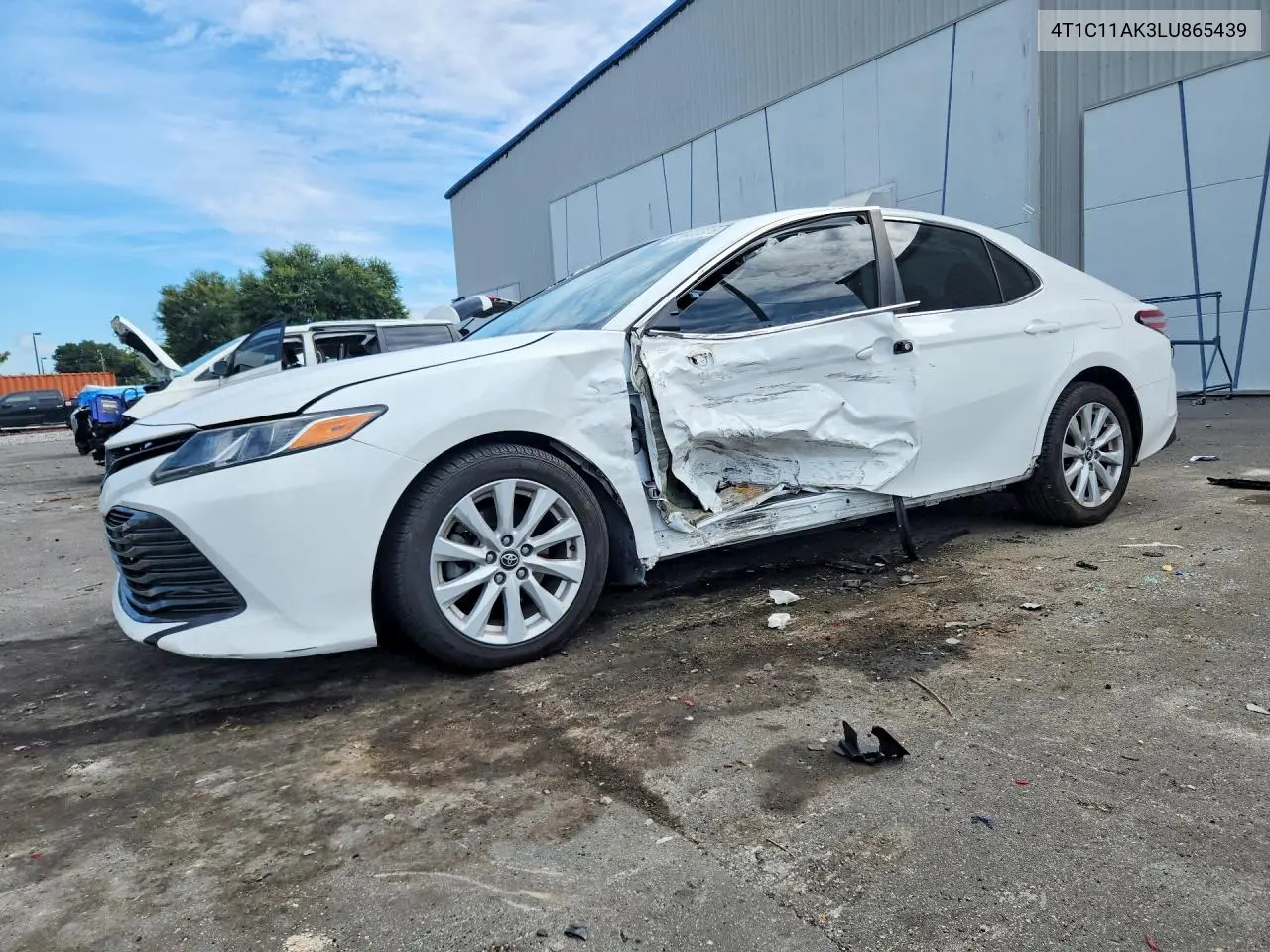 TOYOTA CAMRY 2020, VIN 4T1C11AK3LU865439