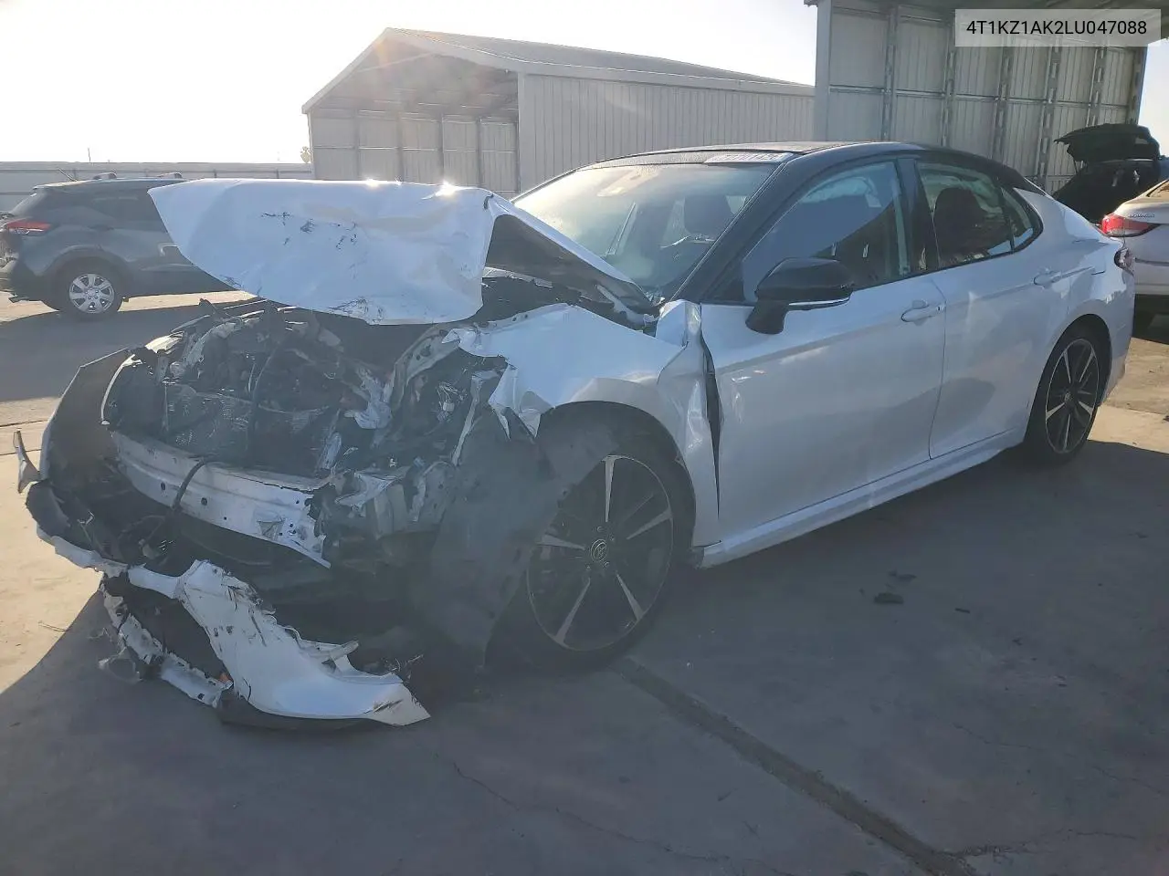 TOYOTA CAMRY 2020, VIN 4T1KZ1AK2LU047088