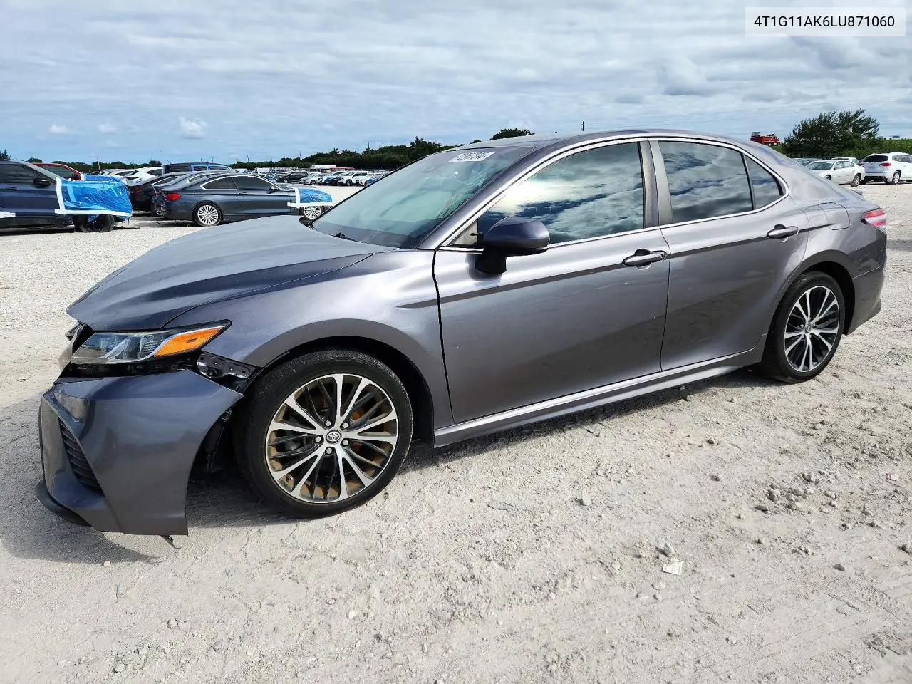 TOYOTA CAMRY 2020, VIN 4T1G11AK6LU871060
