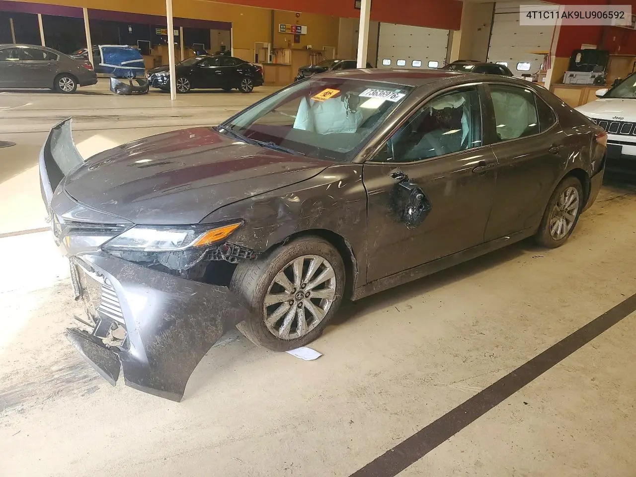 TOYOTA CAMRY 2020, VIN 4T1C11AK9LU906592