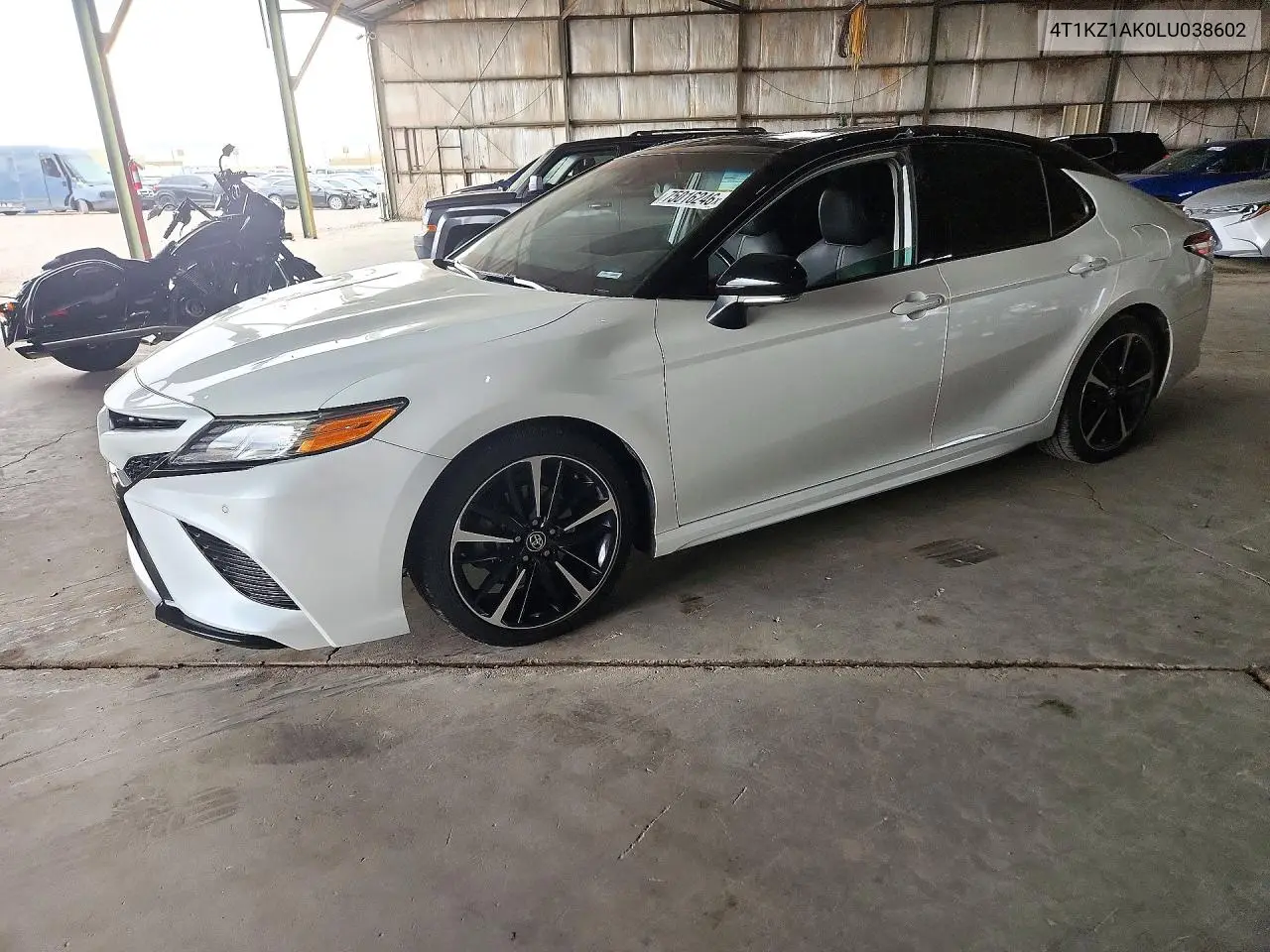 TOYOTA CAMRY 2020, VIN 4T1KZ1AK0LU038602
