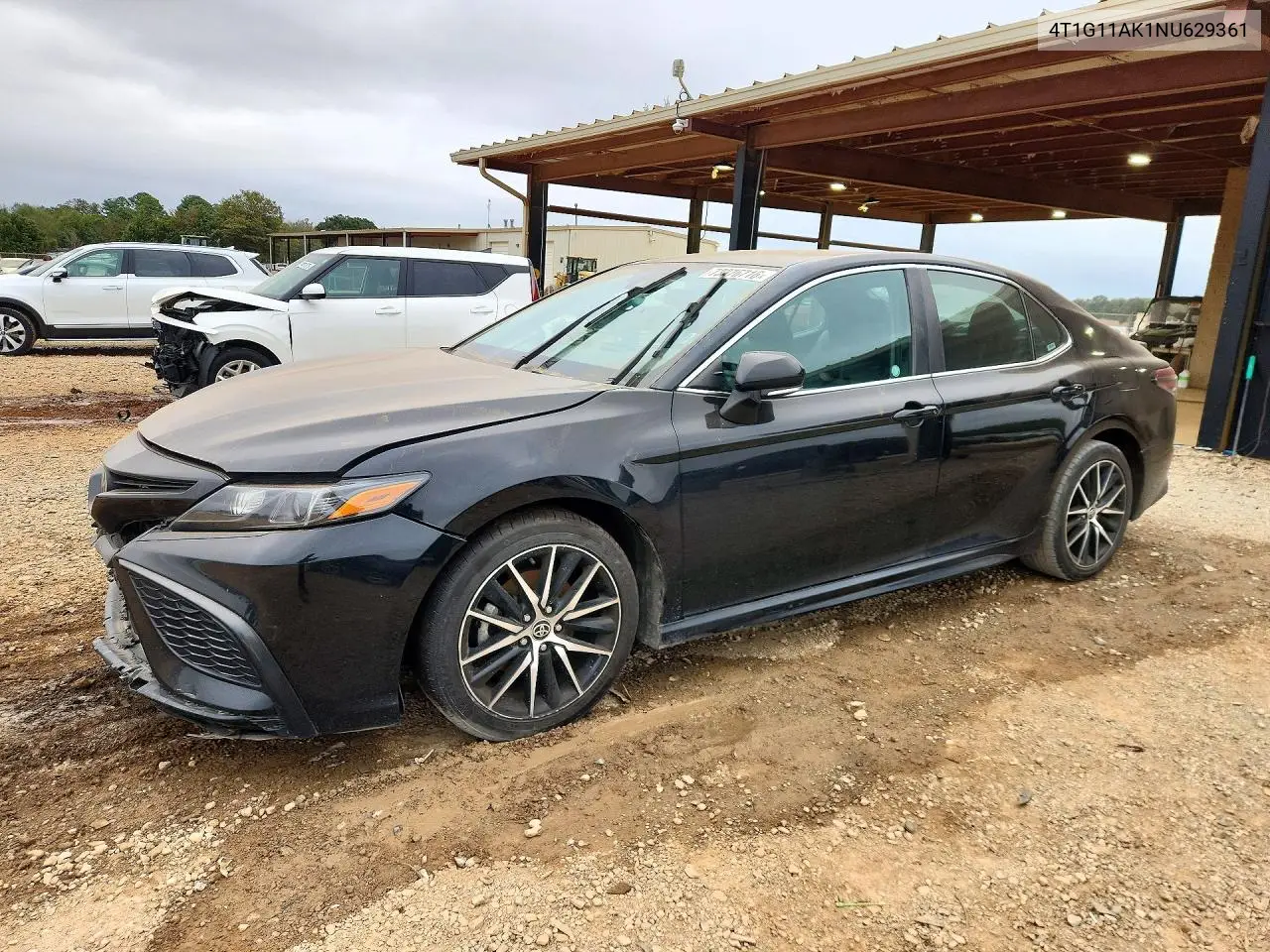 TOYOTA CAMRY 2022, VIN 4T1G11AK1NU629361