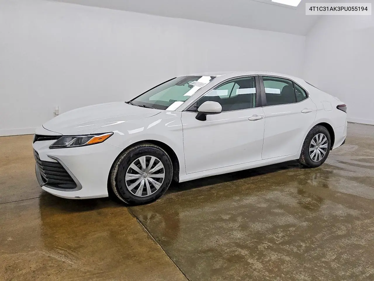 TOYOTA CAMRY 2023, VIN 4T1C31AK3PU055194